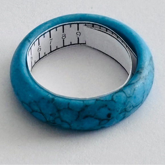 Stone Band Rings Lot of 7 Turquoise Agate Resin Stackable - Picture 9 of 16